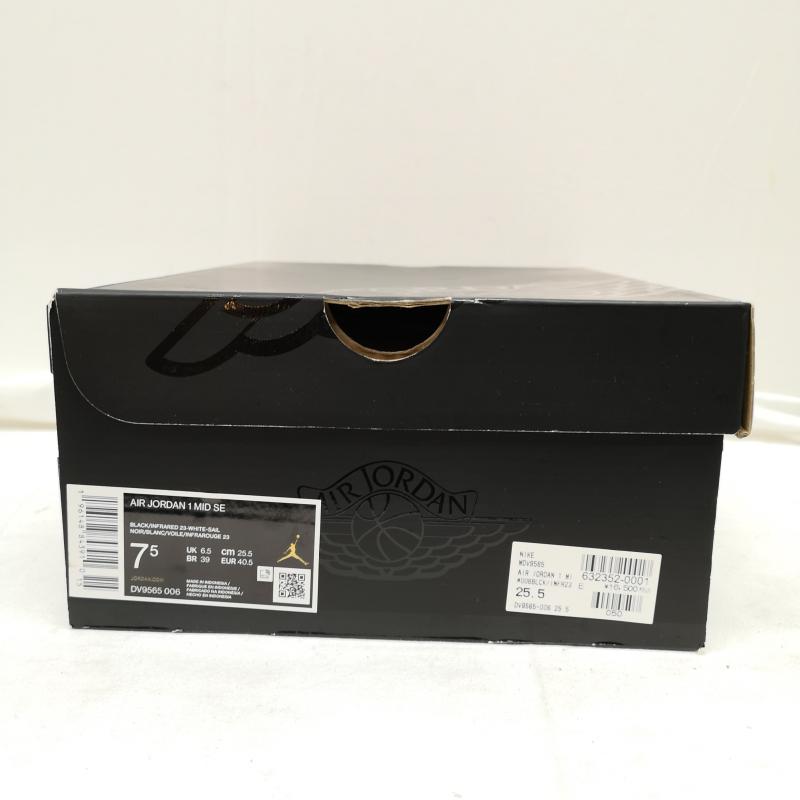 ナイキ NIKE スニーカー スニーカー AIR JORDAN 1 MID Wear Away BLACK INFRARED WHITE SAIL Chicago スニーカー DV9565-006 25.5cm 白 / ホワイト / white X 黒 / ブラック / black X 赤 / レッド / red メンズ USED 古着 中古 50133017