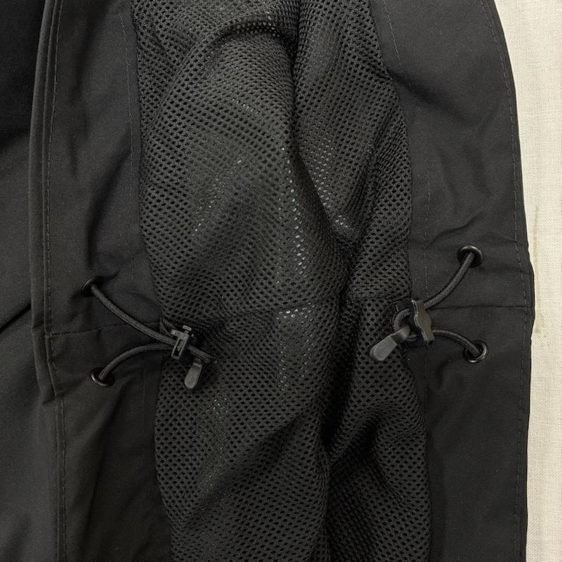 アディダス adidas ジャケット、上着 ジャンパー、ブルゾン テレックス マルチ 2層構造 RAIN. RDY ジャケット JN8804 マウンテン パーカー L ワンポイント X ロゴ、文字 X プリント 黒 / ブラック / black X 白 / ホワイト / white メンズ USED 古着 中古 50134386