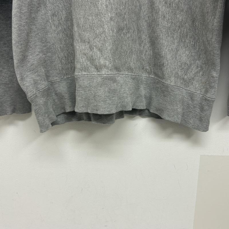 カーハート Carhartt トレーナー 長袖 Carhartt カーハート 長袖 トレーナー Sweat 02810-3302 L ワンポイント 灰 / グレー / gray メンズ USED 古着 中古 50135428