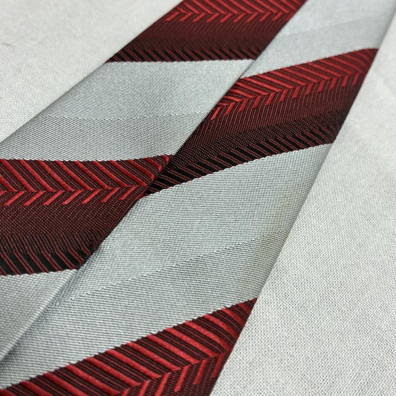 エルメス HERMES ネクタイ ネクタイ ハンドメイド シルク ネクタイ ストライプ ボーダー - ストライプ X ボーダー柄 灰 / グレー / gray X 赤 / レッド / red X えんじ / ワインレッド / dark red メンズ USED 古着 中古 50135818