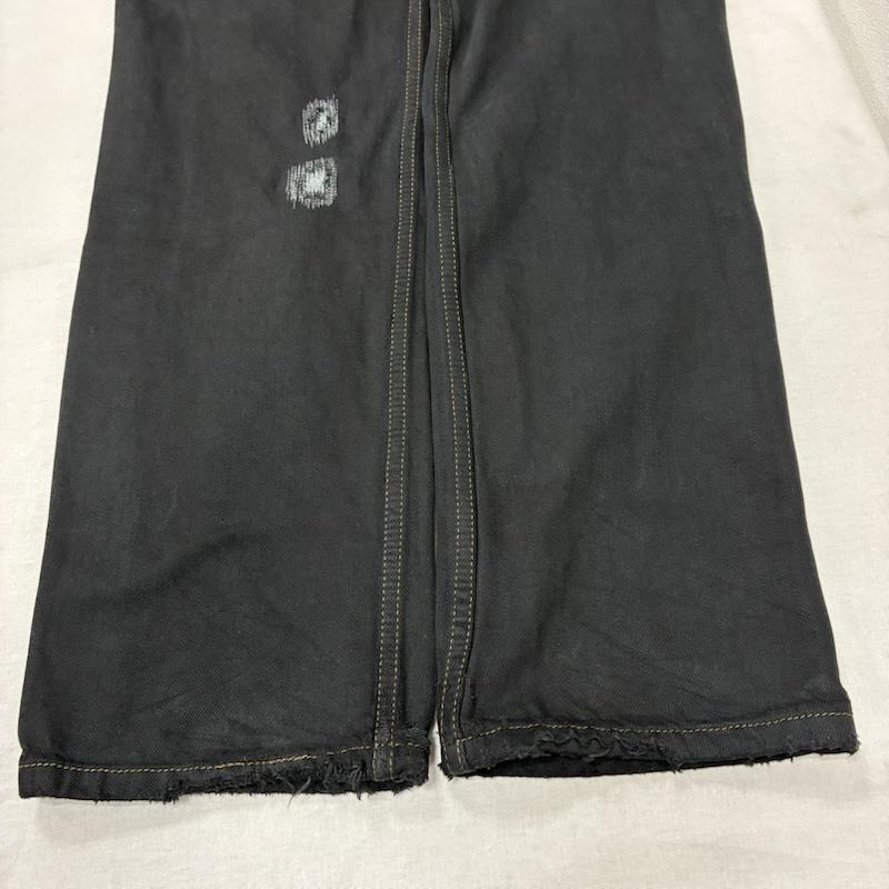 リーバイス Levi s パンツ デニム、ジーンズ 00 s スリムフィット 後染め ブラックデニム ジップフライ 実寸30インチ - ワンポイント X ロゴ、文字 黒 / ブラック / black メンズ USED 古着 中古 50138517