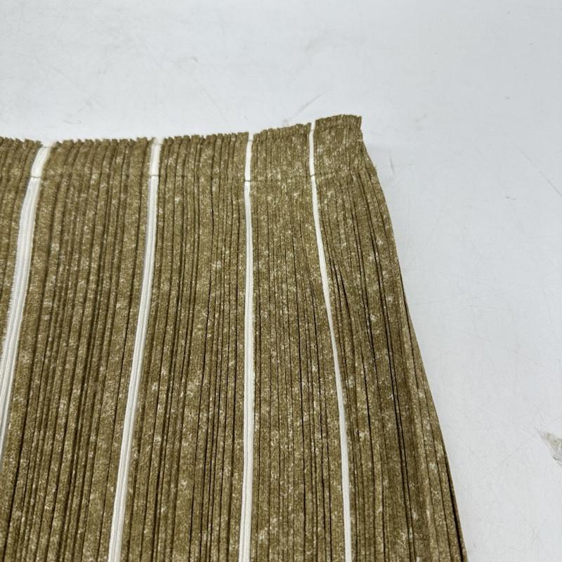 プリーツプリーズ PLEATS PLEASE スカート ロングスカート ISSEY MIYAKE プリーツ ギャザー ストライプ ロング スカート PP01-JG503 3 金 / ゴールド / gold color レディース USED 古着 中古 50141279