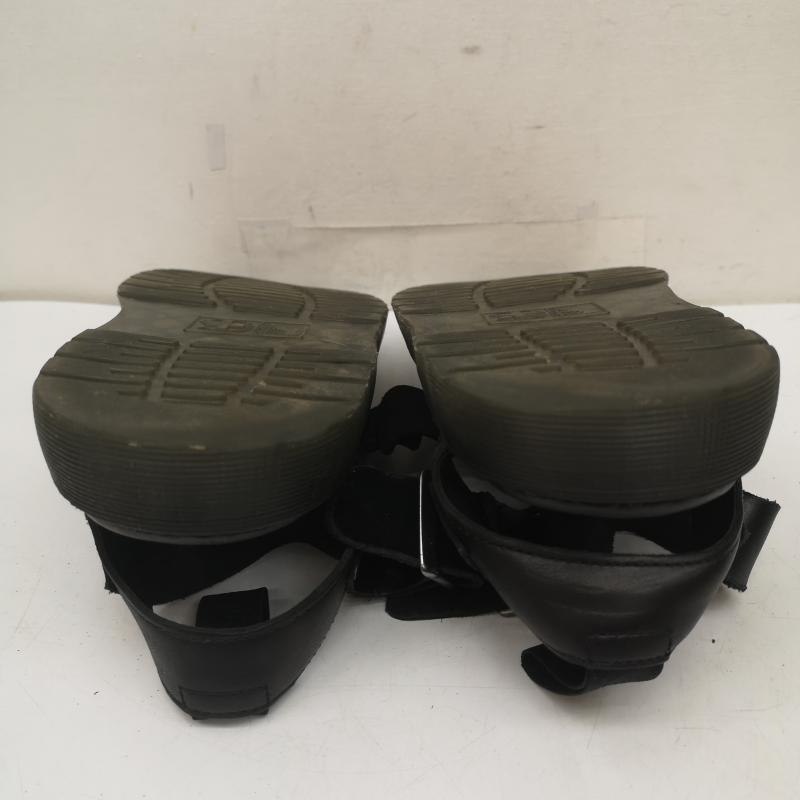 ドクターマーチン Dr.Martens サンダル サンダル GRYPHON STRAP SANDAL グリフォン レザー ストラップ サンダル UK:8 黒 / ブラック / black メンズ USED 古着 中古 50147175