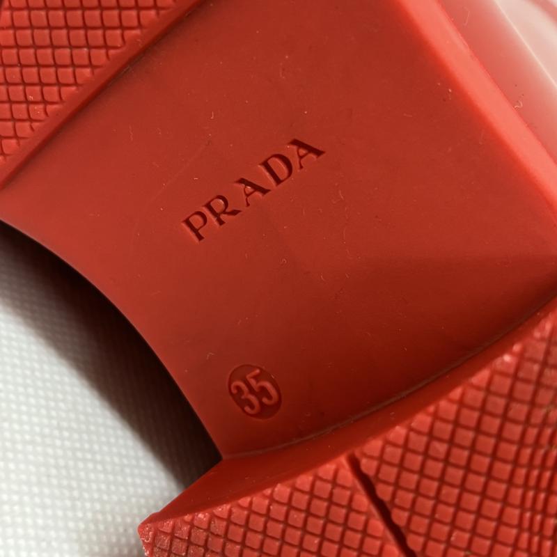プラダ PRADA 長靴、レインシューズ 長靴、レインシューズ レインブーツ トライアングルロゴ ボルドー サイズ35 22.5センチ - 赤 / レッド / red レディース USED 古着 中古 50147703
