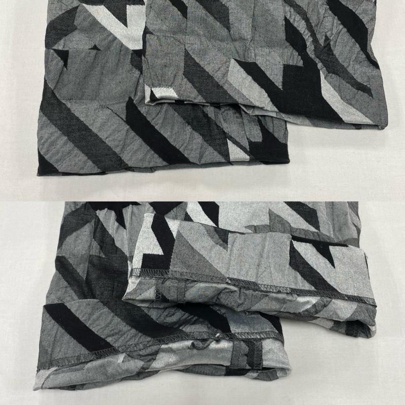 イッセイミヤケ ISSEY MIYAKE セットアップ セットアップ 千鳥柄 セットアップ スーツ ジップアップ ジャケット 総柄 シワ加工 銀タグ 2 総柄 X 千鳥格子 灰 / グレー / gray X 黒 / ブラック / black レディース USED 古着 中古 50147956