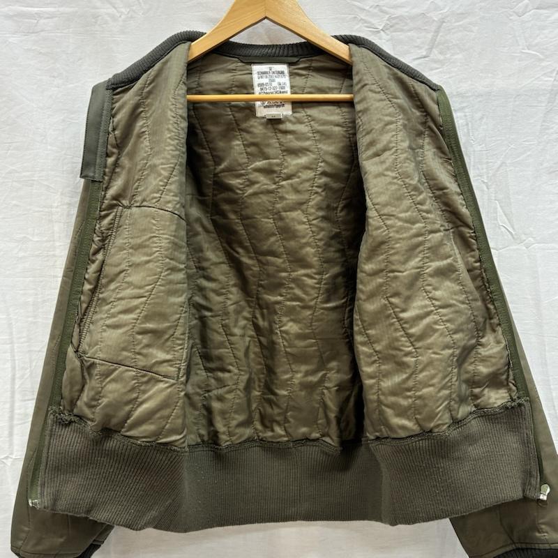 ミリタリー ミリタリー ジャケット、上着 ジャンパー、ブルゾン GERMAN MILITARY ドイツ軍 00s キルティング ジップアップ ジャケット 8415-12-237-1609 52 カーキオリーブ / カーキオリーブ / X オリーブグリーン / オリーブグリーン / メンズ USED 古着 中古 50153744