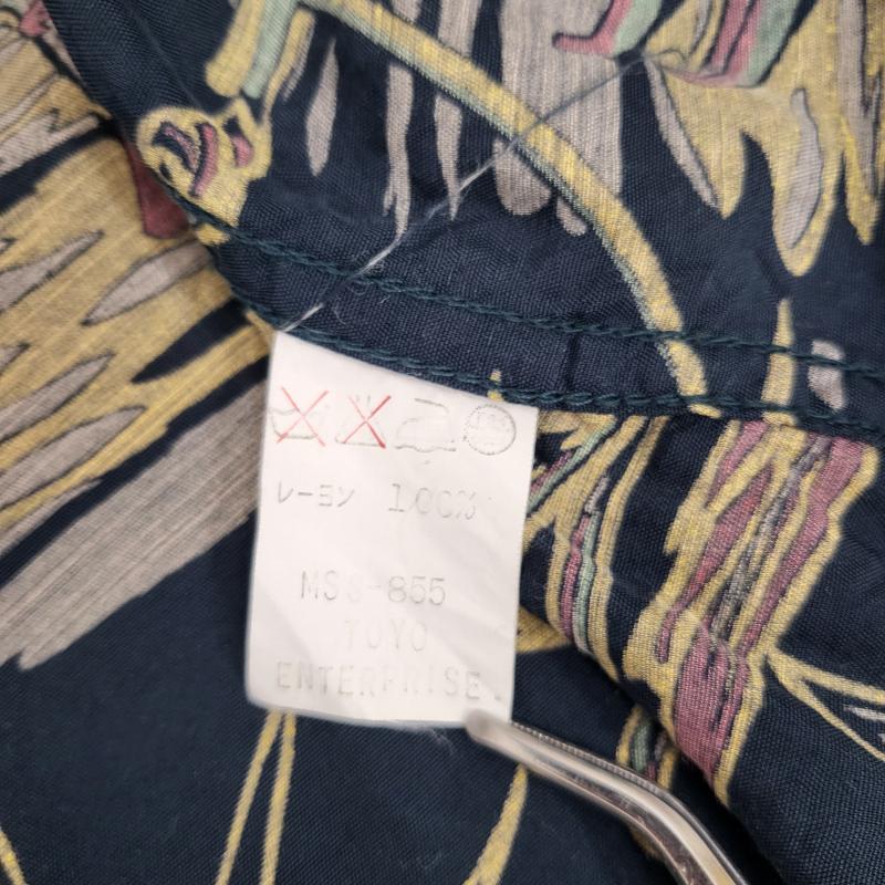 サンサーフ SUN SURF シャツ、ブラウス 半袖 アロハ ハワイアンシャツ 黒 レーヨン M相当 メンズ USED 古着 中古 50157217