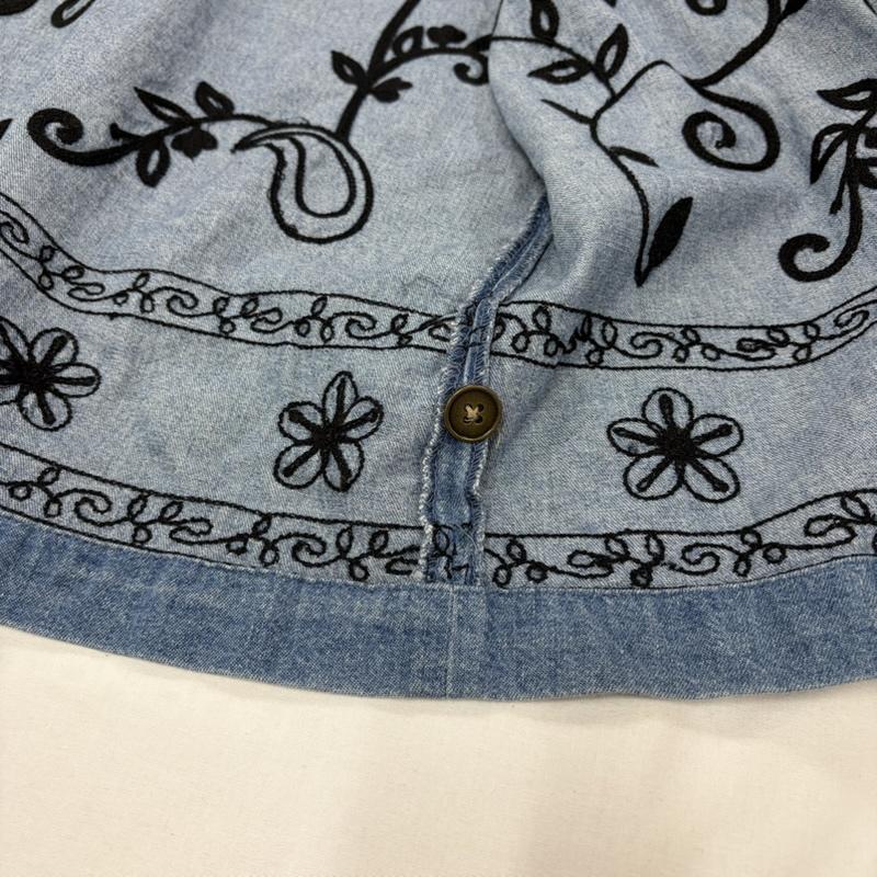 古着 USED ジャケット、上着 ジャケット、ブレザー DENIM&CO. デニムジャケット 総刺繍 フラワー 花 カバーオール ダンガリーシャツ XL 総柄 X 刺繍 青 / ブルー / blue X 黒 / ブラック / black レディース USED 古着 中古 50157474