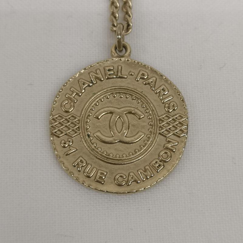 シャネル CHANEL アクセサリー ネックレス、ペンダント ココマーク コインネックレス A16 V - 金 / ゴールド / gold color レディース USED 古着 中古 50158294