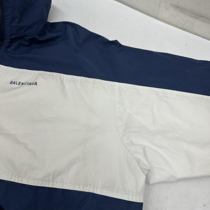 バレンシアガ BALENCIAGA ジャケット、上着 ジャンパー、ブルゾン 19AW ロゴ刺繍 ナイロン トラック ジャケット 571434 TYB18 44 紺 / ネイビー / navy X 白 / ホワイト / white メンズ USED 古着 中古 50159406