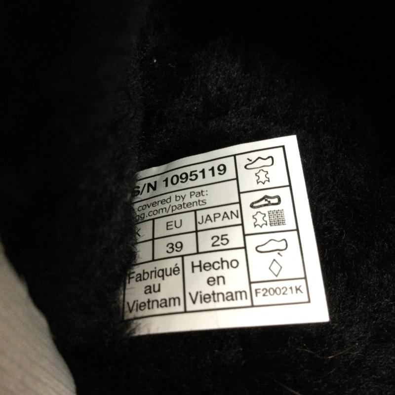 アグ UGG サンダル サンダル アグ UGG サンダル FLUFF YEAH SLIDE フラッフ イヤー スライド 1095119 25.0cm 黒 / ブラック / black レディース USED 古着 中古 50160271