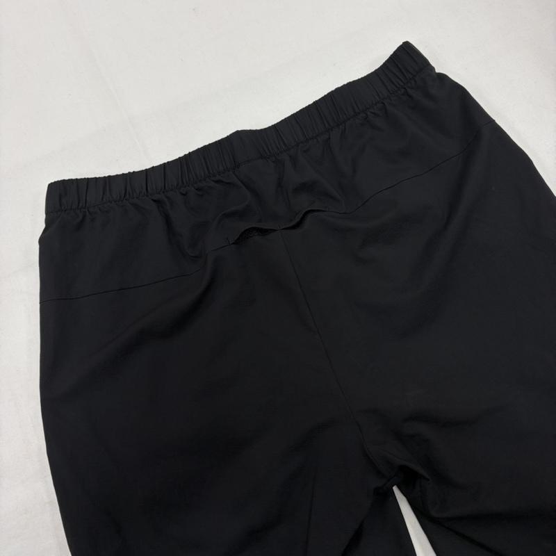 ザノースフェイス THE NORTH FACE パンツ ショートパンツ NB41786 スワローテイルベント ハーフパンツ ナイロン ショーツ ロゴ プリント M ワンポイント X ロゴ、文字 X プリント 黒 / ブラック / black X 銀 / シルバー / silver color メンズ USED 古着 中古 50160524