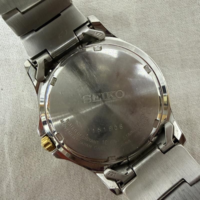 セイコー SEIKO 腕時計 アナログ(クォーツ式) v147-0ah0 ソーラー腕時計 シルバー 10BAR - 銀 / シルバー / silver color メンズ USED 古着 中古 50160746
