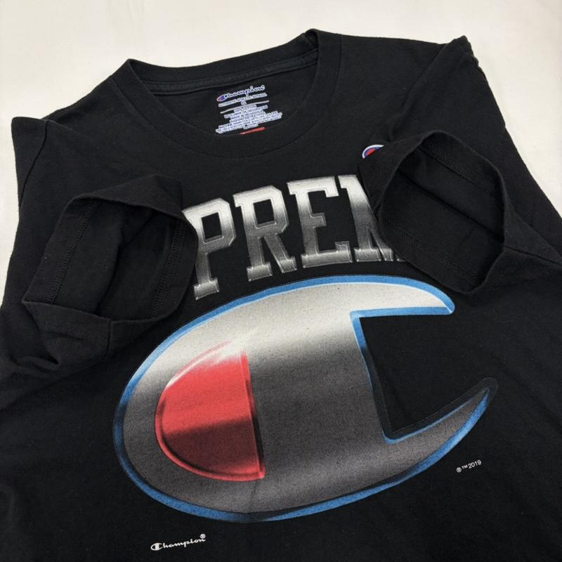 シュプリーム Supreme Tシャツ 半袖 Champion チャンピオン コラボ 半袖 ロゴ プリント Tシャツ S ロゴ、文字 X プリント 黒 / ブラック / black X 白 / ホワイト / white X 灰 / グレー / gray X 赤 / レッド / red X 青 / ブルー / blue メンズ USED 古着 中古 50161781