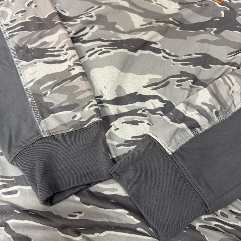 ハーレーダビッドソン Harley-Davidson Tシャツ 長袖 ファクトリー パフォーマンス ロングTシャツ camo柄 ロゴプリント グレー M M カモフラージュ柄・迷彩 灰 / グレー / gray メンズ USED 古着 中古 50162056