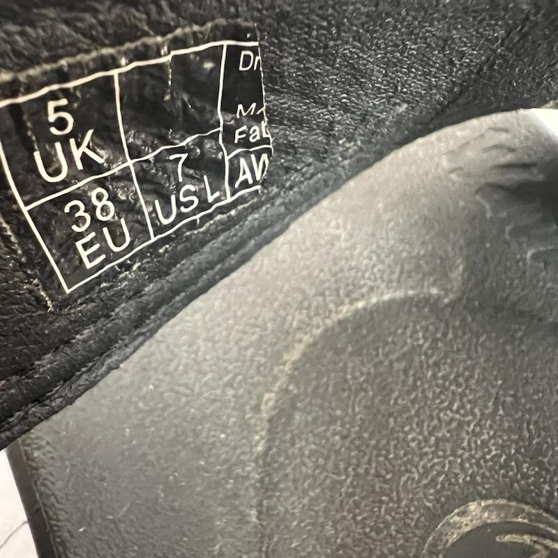 ドクターマーチン Dr.Martens サンダル サンダル ヴォス ストラップサンダル エナメル パテントレザー UK:5 黒 / ブラック / black レディース USED 古着 中古 50163300