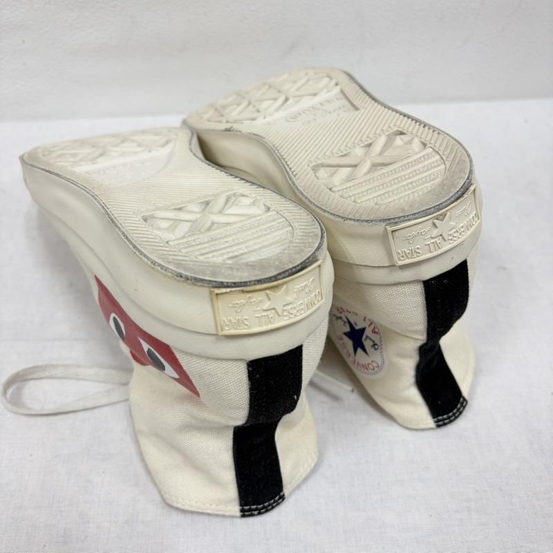 プレイコムデギャルソン PLAY COMME des GARCONS スニーカー スニーカー CONVERSE コンバース ALL STAR オールスター コラボ ハイカット スニーカー ロゴ プリント チャックテイラー 26.0cm ロゴ、文字 X プリント アイボリー / アイボリー / X 赤 / レッド / red X 黒 / ブラック / black メンズ USED 古着 中古 50163675