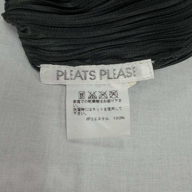 プリーツプリーズ PLEATS PLEASE ワンピース ひざ丈スカート ISSEY MIYAKE イッセイミヤケ ノースリーブ フレンチスリーブ プリーツ ワンピース プリント PP43-JT806 3 プリント X 総柄 緑 / グリーン / green X 黒 / ブラック / black レディース USED 古着 中古 50163993