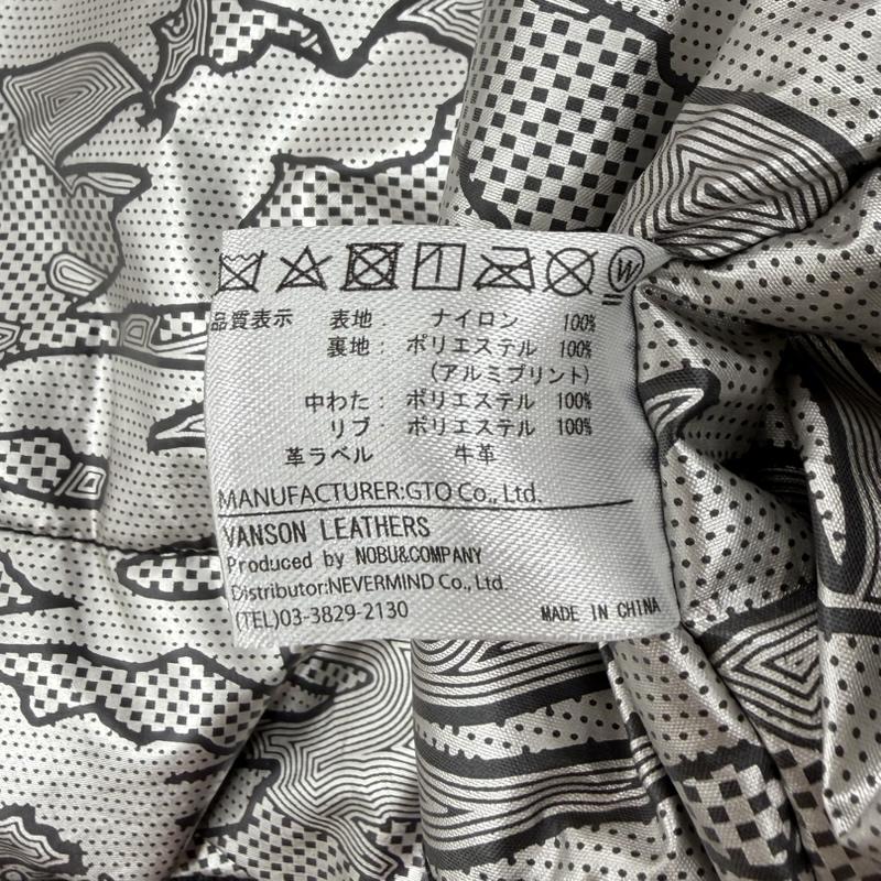 ヴァンソン VANSON ジャケット、上着 フライトジャケット NVJK-2304 MA-1 フライトジャケット フライングスター ロゴ 刺繍 ワッペン パッチ IDEALジップ ライダース バイカー XXL 総柄 X ロゴ、文字 カーキ / カーキ / khaki X 黒 / ブラック / black メンズ USED 古着 中古 50164740