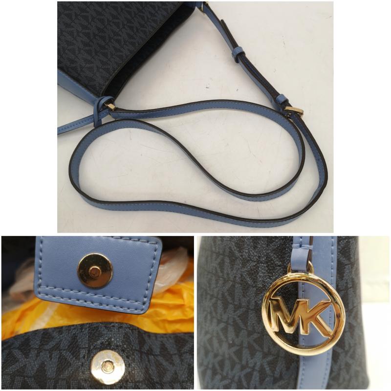 マイケルコース MICHAEL KORS ショルダーバッグ ショルダーバッグ 35F8GKFM1V Kimberly Small Bucket Bag キンバリー スモール バケット バッグ レザー チャームあり 青 / ブルー / blue レディース USED 古着 中古 50165216