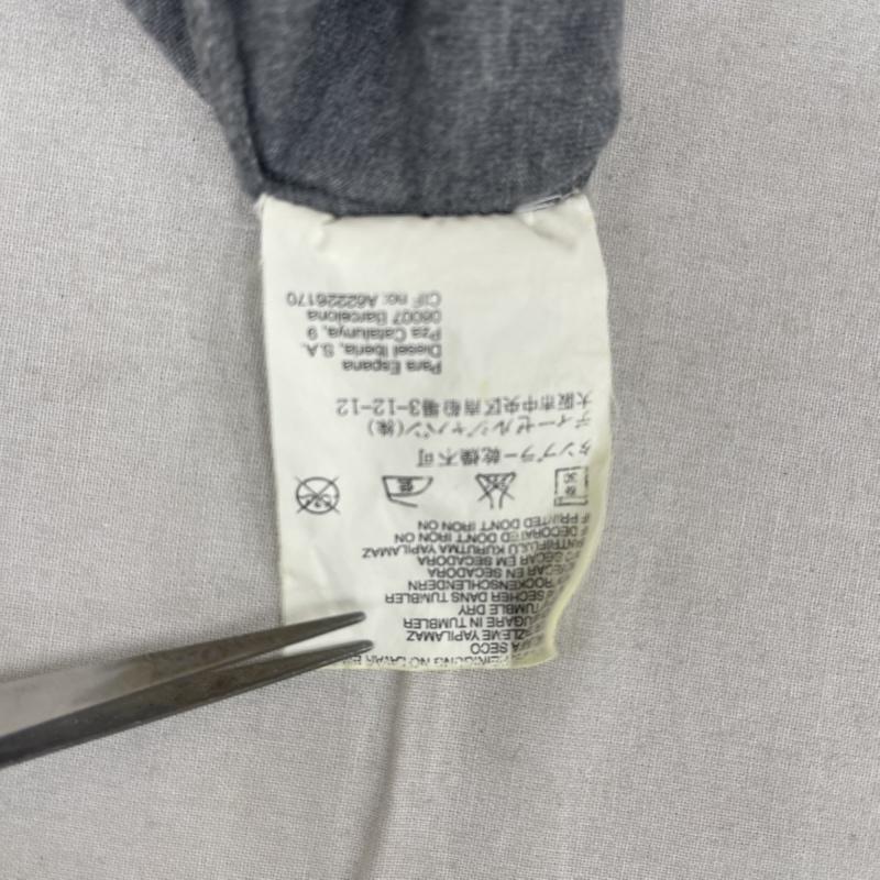 ディーゼル DIESEL Tシャツ 長袖 ロゴ刺繍 長袖 Vネック ロンT カットソー S 灰 / グレー / gray メンズ USED 古着 中古 50165726