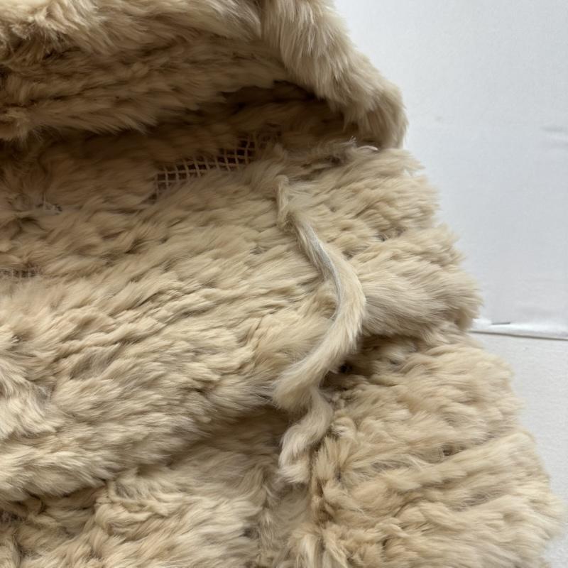 ソブ SOV. ジャケット、上着 ポンチョ ダブルスタンダード ラビットファー ケープ コート ポンチョ ベージュ / ベージュ / beige レディース USED 古着 中古 50165965