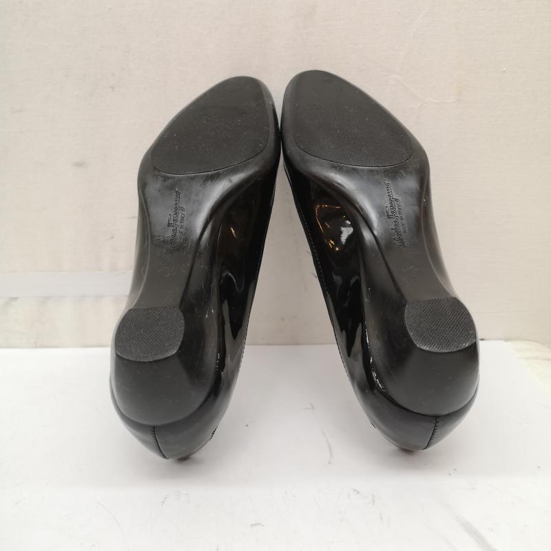 サルヴァトーレフェラガモ Salvatore Ferragamo パンプス パンプス エナメル ヒール パンプス サイズ5 22.5cm 黒 / ブラック / black レディース USED 古着 中古 50166083