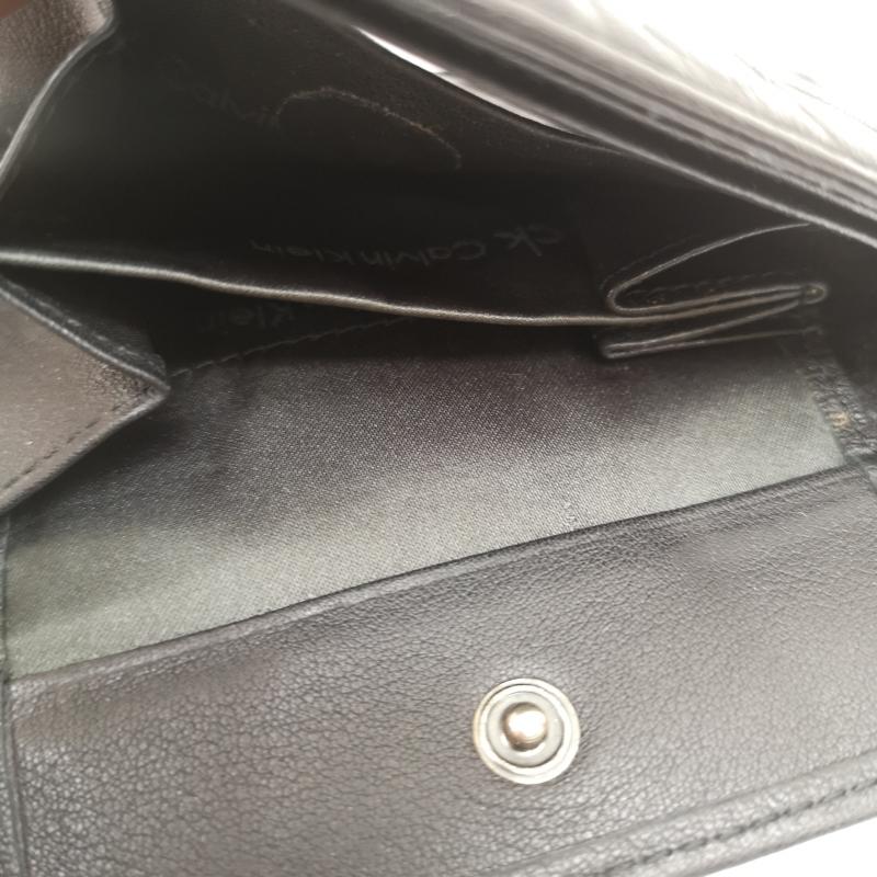 カルバン・クライン Calvin Klein 財布 二つ折り ロゴ レザー ウォレット 二つ折り 財布 - 黒 / ブラック / black メンズ USED 古着 中古 50167222