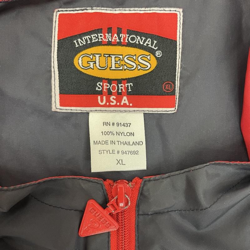 ゲス Guess ジャケット、上着 ジャケット、ブレザー 90s USA製 ゲス スポーツ ナイロン プルオーバー アノラック ジャケット XL 紺 / ネイビー / navy X 赤 / レッド / red メンズ USED 古着 中古 50167665