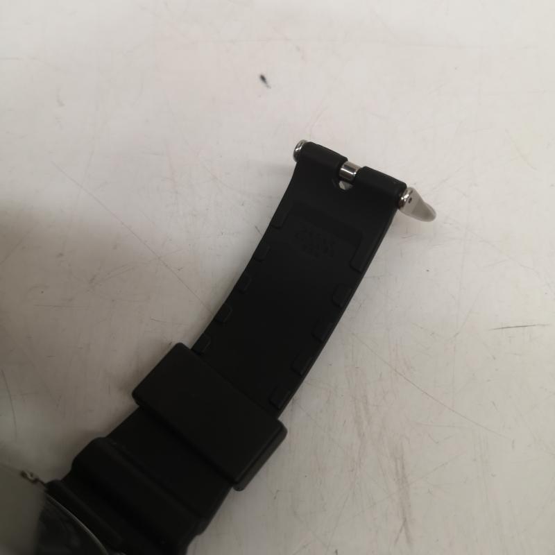 ジーショック G-SHOCK 腕時計 アナログ(クォーツ式) Metal Covered GM-2100-1AJF アナログ 腕時計 - 黒 / ブラック / black X 銀 / シルバー / silver color メンズ USED 古着 中古 50168078
