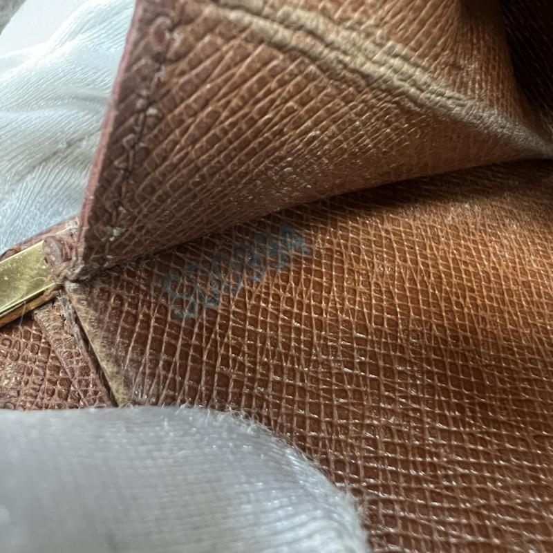 ルイヴィトン LOUIS VUITTON 財布 コンパクト財布 USA限定 モノグラム がま口 コインケース - レディース USED 古着 中古 50168319