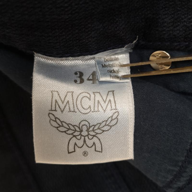 エムシーエム MCM パンツ デニム、ジーンズ 月桂樹ロゴ メタルプレート ストレート デニム パンツ ジーンズ 34インチ インディゴ / インディゴ / Indigo メンズ USED 古着 中古 50168712