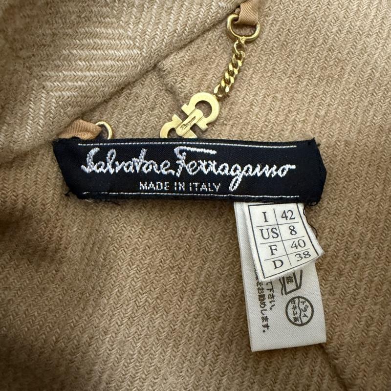 サルヴァトーレフェラガモ Salvatore Ferragamo コート コート一般 ガンチーニ トグルボタン ウールコート 42 ベージュ / ベージュ / beige レディース USED 古着 中古 50169298