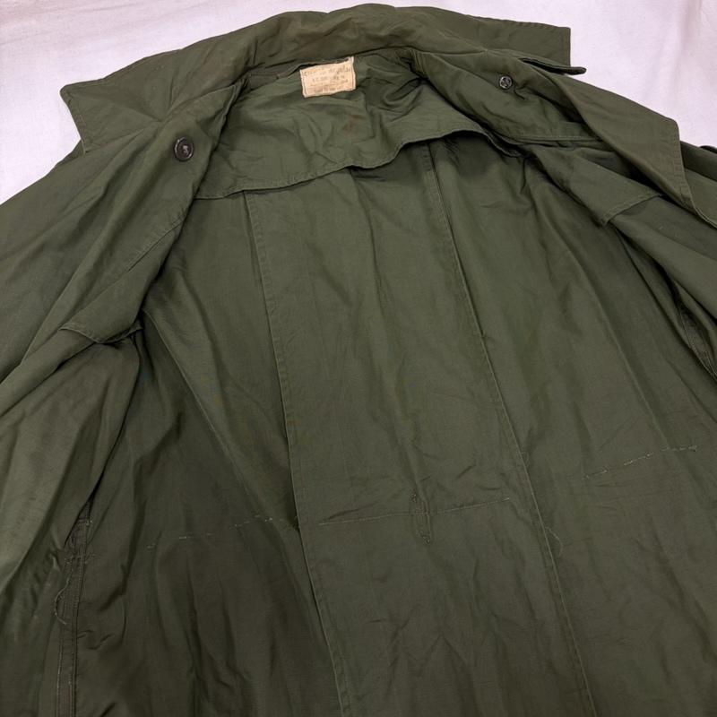ヴィンテージ VINTAGE コート コート一般 50s ミリタリー ダブルブレスト ロング レインコート 米軍 16REGULAR レギュラー Aライン - 無地 カーキ / カーキ / khaki X オリーブグリーン / オリーブグリーン / レディース USED 古着 中古 50169781