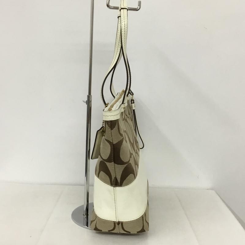 コーチ COACH トートバッグ トートバッグ 12429 シグネチャー 総柄 白 / ホワイト / X ベージュ / ベージュ / レディース USED 古着 中古 10131864