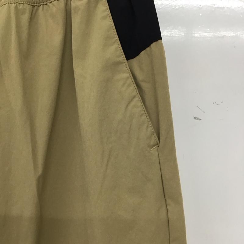 チャムス CHUMS パンツ ワークパンツ、ペインターパンツ ナイロンパンツ ワイドパンツ カジュアルパンツ M ロゴ、文字 黒 / ブラック / X ベージュ / ベージュ / メンズ USED 古着 中古 10135920