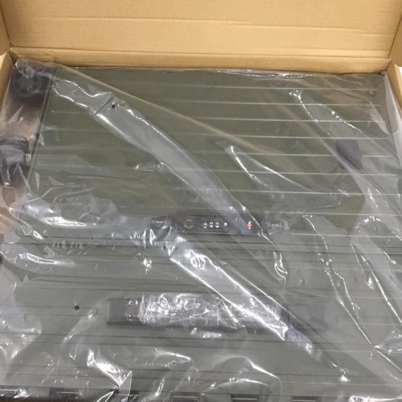アンドフラット &.FLAT スーツケース、トランク スーツケース、トランク FL14-4-00002 折りたたみ ハードキャリーバッグ キャリーケース 箱有 ロゴ、文字 カーキ / カーキ / メンズ USED 古着 中古 10137509