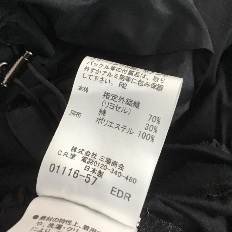 バーバリーロンドン Burberry London カットソー 半袖 半袖カットソー 無地Tシャツ クルーネックカットソー 2 無地 黒 / ブラック / レディース USED 古着 中古 10112510