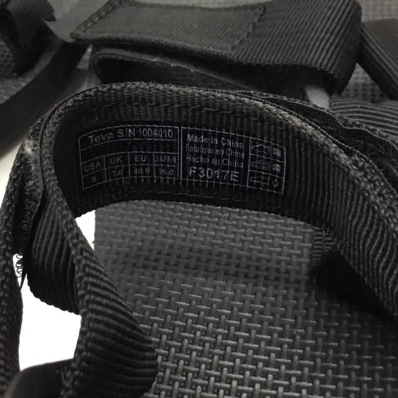 テバ Teva サンダル サンダル 1004010 ORIGINAL UNIVERSAL URBAN スポーツサンダル 26cm 26.0cm ロゴ、文字 黒 / ブラック / メンズ USED 古着 中古 10122219