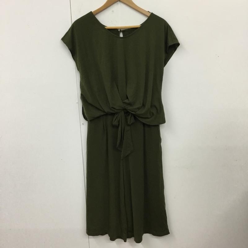 セシルマクビー CECIL McBEE セットアップ セットアップ セットアップ ノースリーブカットソー ワイドパンツ 2点セット M 無地 カーキ / カーキ / レディース USED 古着 中古 10109990