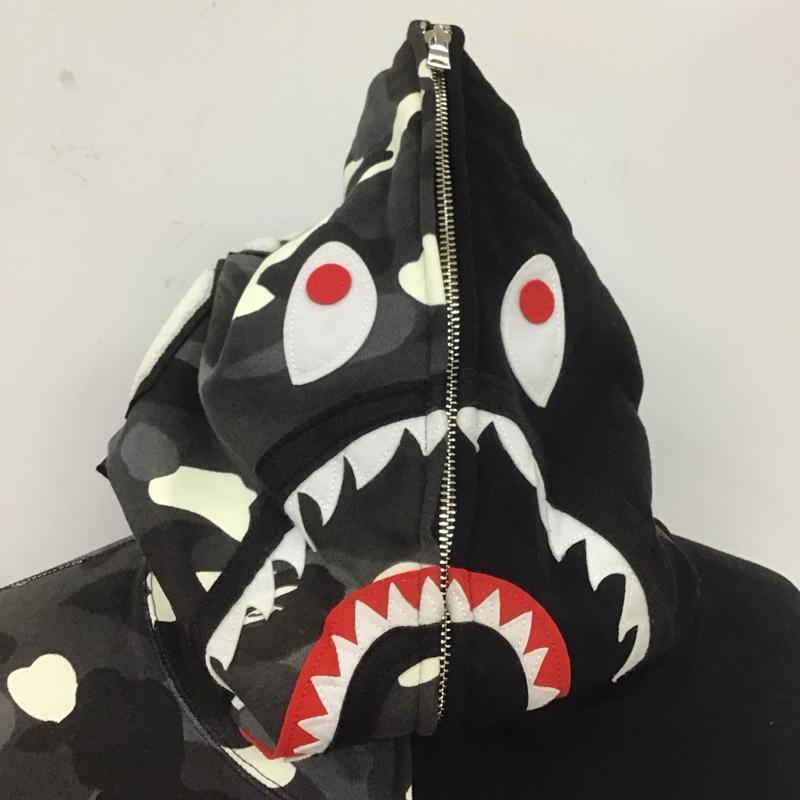 アベイシングエイプ A BATHING APE パーカー 長袖 長袖パーカー フード付きパーカー プリントスウェット トレーナー ジップアップパーカー プリント 黒 / ブラック / メンズ USED 古着 中古 10107431