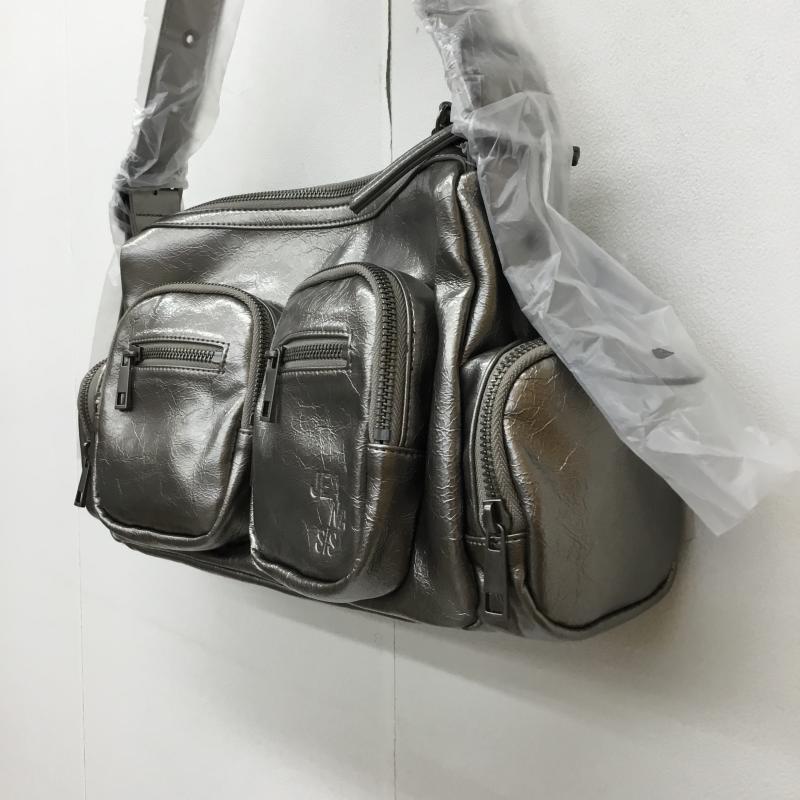 ジーナシス JEANASIS ハンドバッグ ハンドバッグ ロゴ、文字 銀 / シルバー / レディース USED 古着 中古 10136405