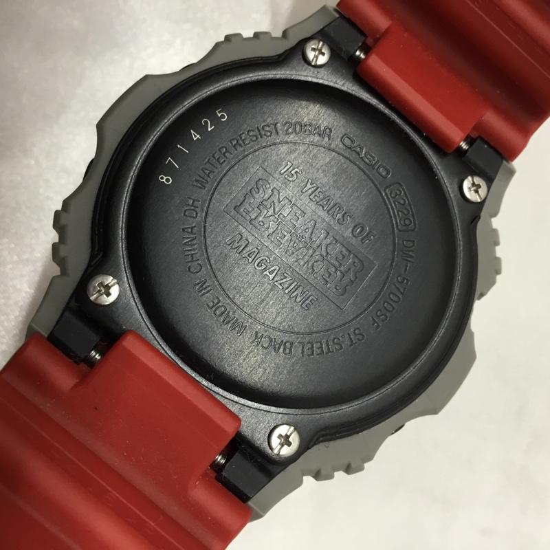 ジーショック G-SHOCK 腕時計 デジタル DW-5700SF Sneaker Freaker STANCE ロゴ、文字 灰 / グレー / X 赤 / レッド / メンズ USED 古着 中古 10109242