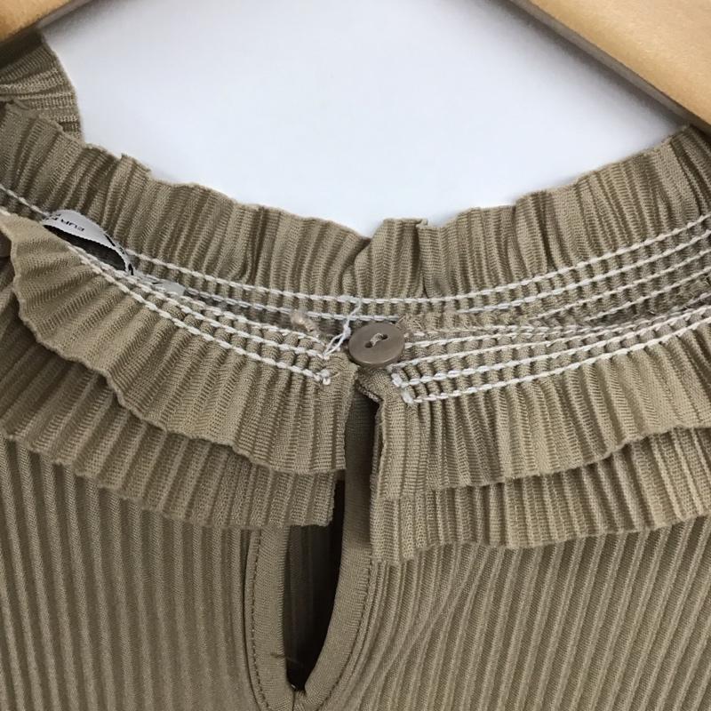 ザラ ZARA カットソー 半袖 5039/160/737 プリーツフリルノースリーブカットソー M 無地 ベージュ / ベージュ / レディース USED 古着 中古 10131179