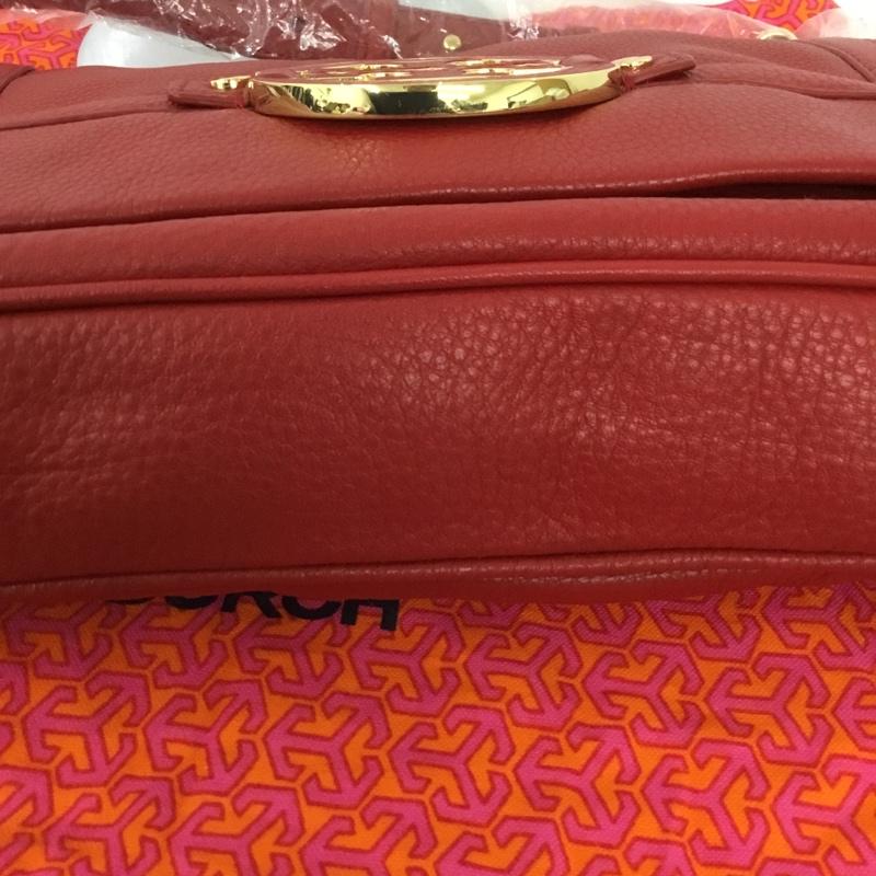トリーバーチ TORY BURCH ショルダーバッグ ショルダーバッグ 7911102587 レザー ロゴ、文字 赤 / レッド / レディース USED 古着 中古 10130788