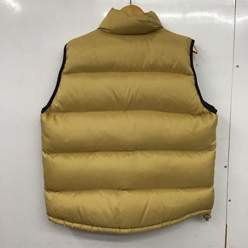 エーグル AIGLE ベスト ベスト ジップアップベスト ダウンベスト ノースリーブ M ロゴ、文字 マスタード / マスタード / メンズ USED 古着 中古 10139636