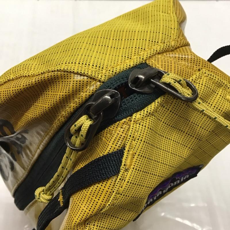 パタゴニア patagonia バッグ バッグ STY49360FA16 ブラックホール キューブ スモール ポーチ ロゴ、文字 マスタード / マスタード / メンズ USED 古着 中古 10118886