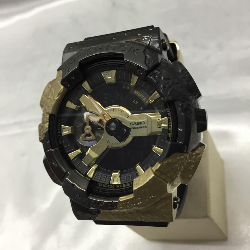 ジーショック G-SHOCK 腕時計 アナログ(クォーツ式) GM-5600SG-9JF 40周年 箱有 デジタル ロゴ、文字 黒 / ブラック / X 金 / ゴールド / メンズ USED 古着 中古 10109228