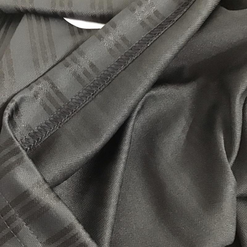 アディダス adidas Tシャツ 半袖 半袖カットソー プリントTシャツ クルーネックカットソー スポーツウェア ロゴ、文字 黒 / ブラック / メンズ USED 古着 中古 10140131