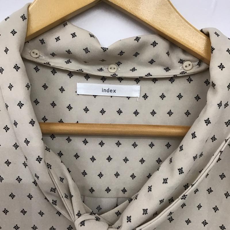 インデックス index カットソー 長袖 長袖シャツ 総柄シャツ ノーカラーシャツ M 総柄 ベージュ / ベージュ / レディース USED 古着 中古 10128956
